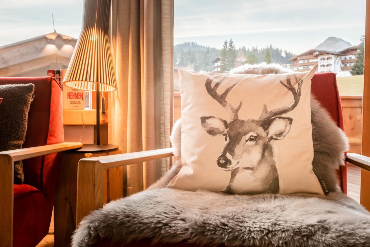 Loewen Chalets Seefeld in Tirol Exterior photo