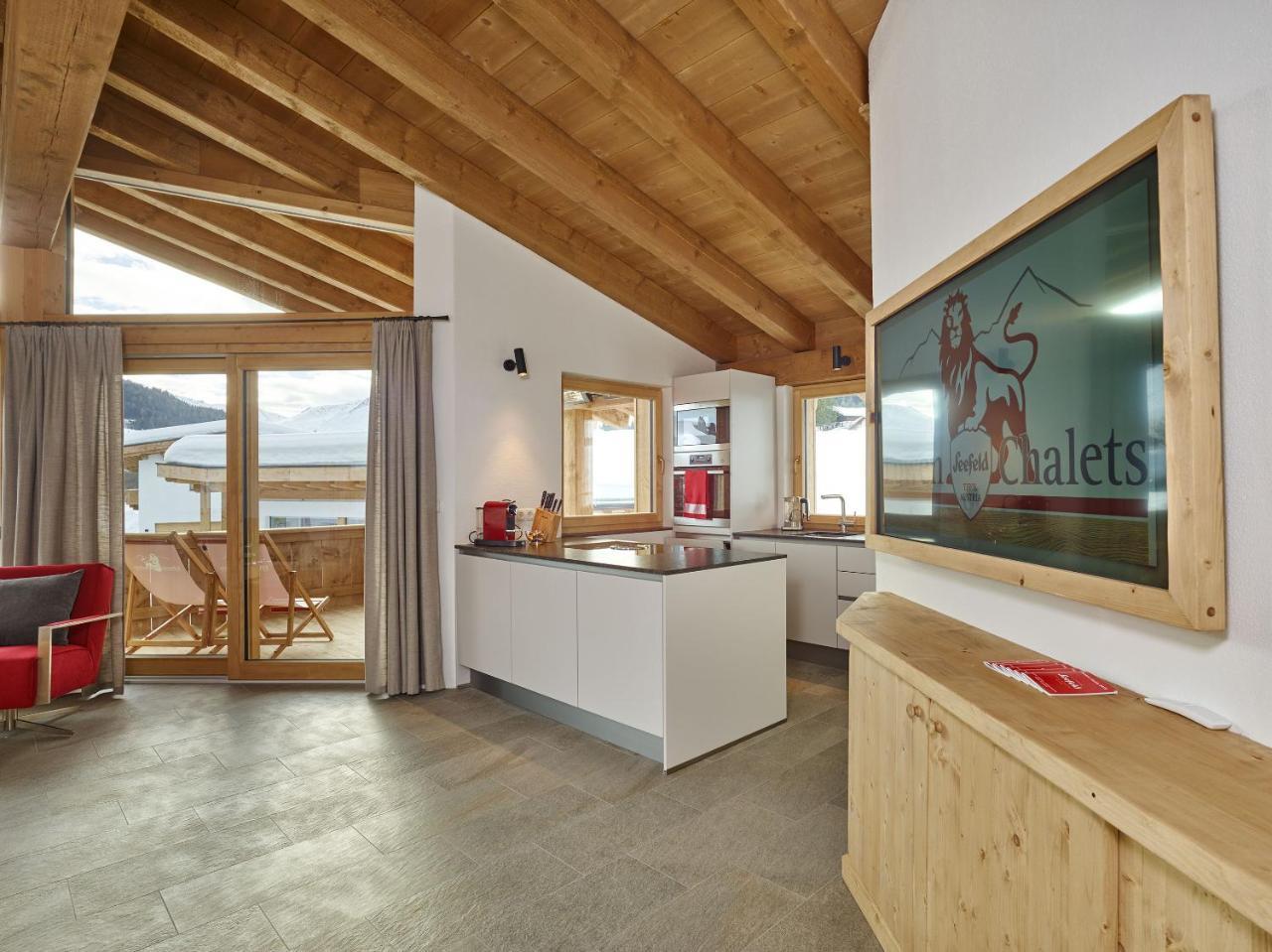 Loewen Chalets Seefeld in Tirol Exterior photo